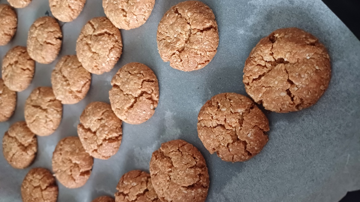 Oats Coconut Cookies